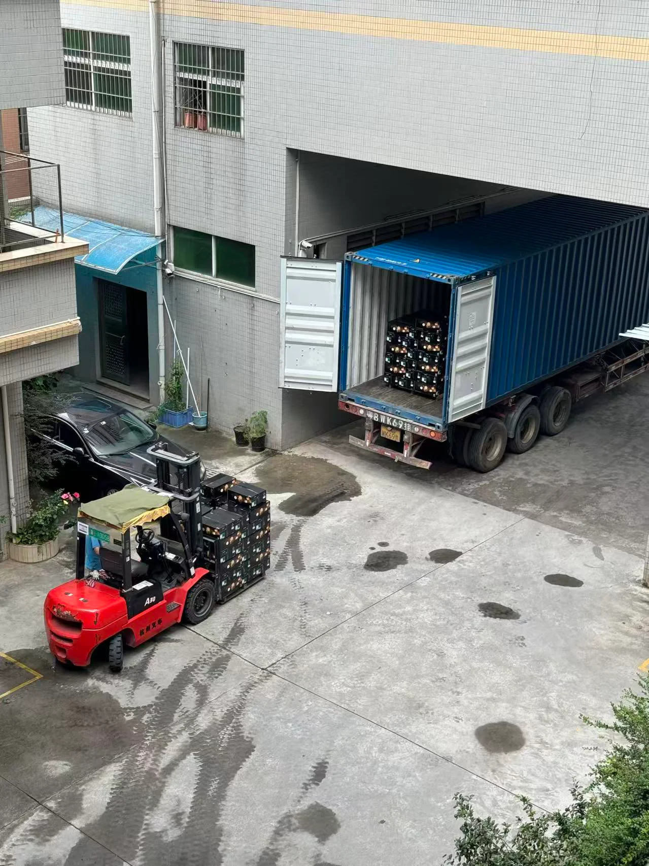 OUBEN shipment loading